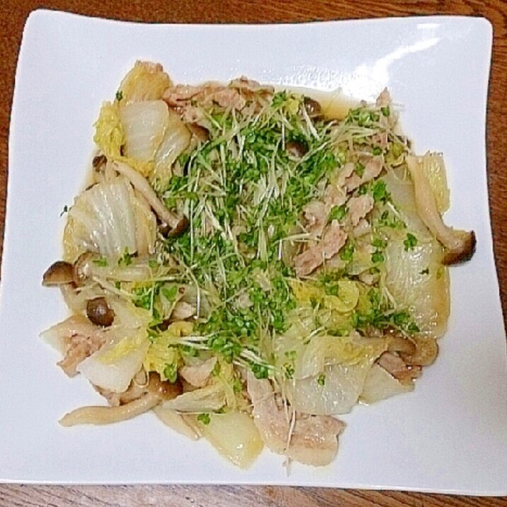 白菜と豚ばら肉の蒸し焼き